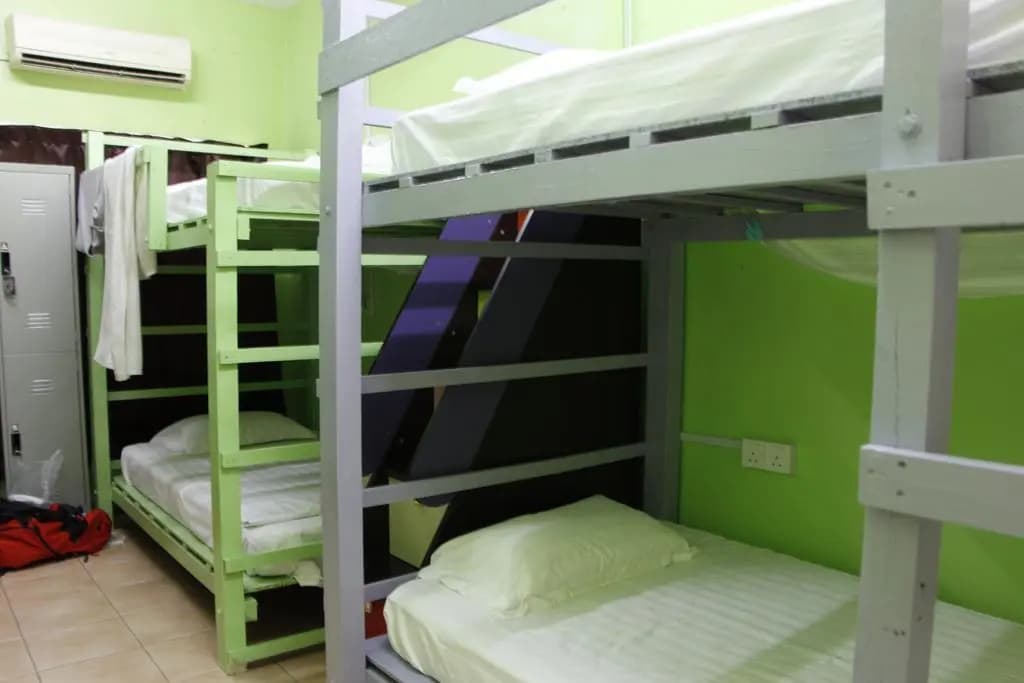 Three Little Birds Home - Hostel - photo 29