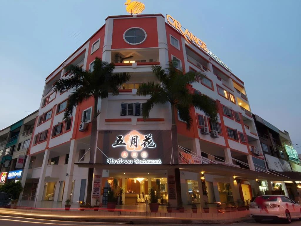 Orange Hotel Kota Kemuning @ Shah Alam - photo 1