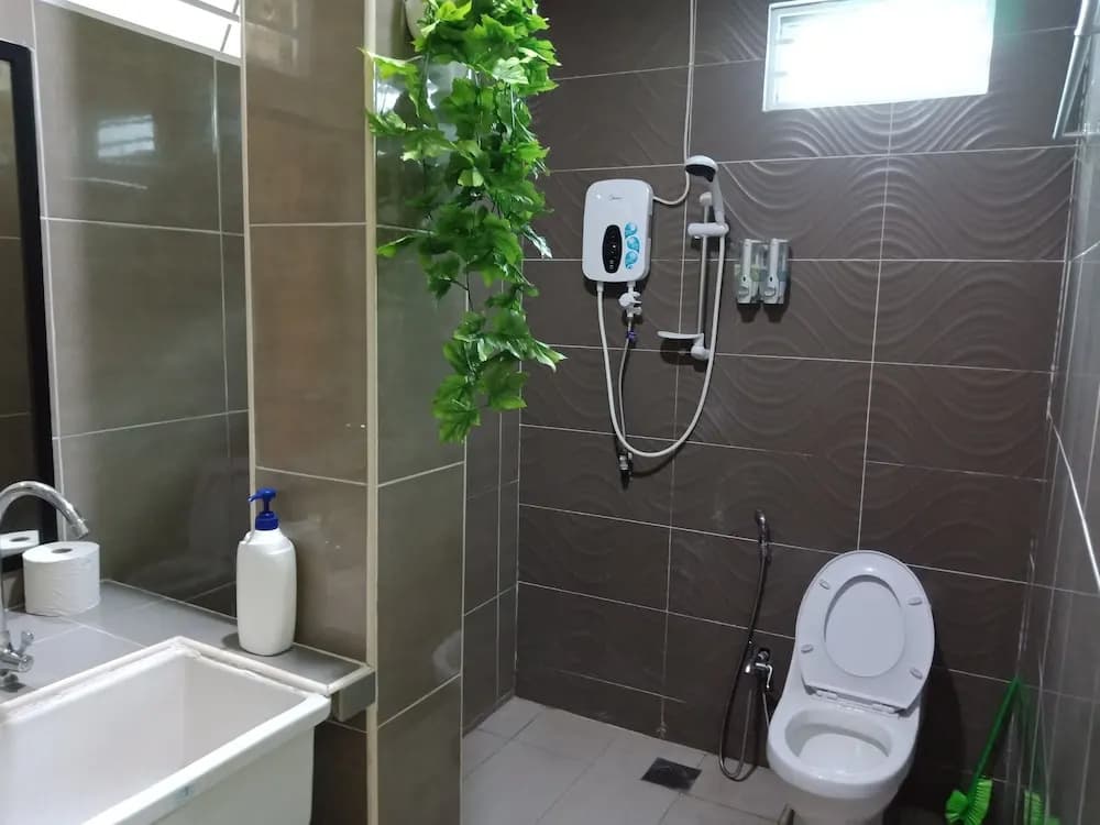 Merdeka Guest House - photo 8