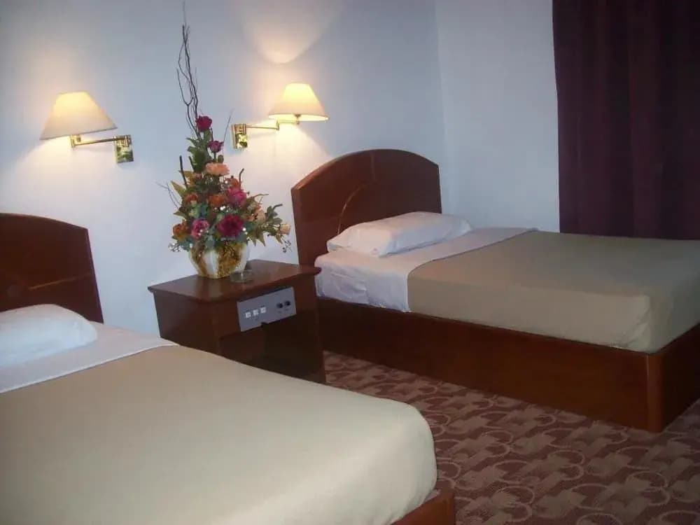 D'Valley Hotel - photo 4
