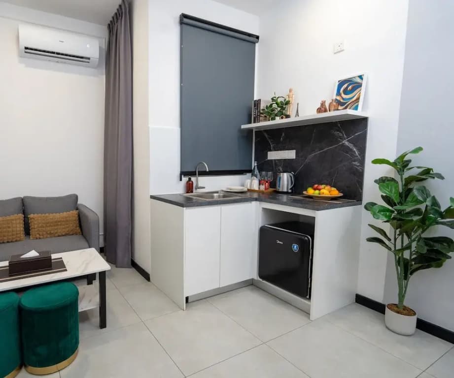 Neu Suites 3rdNvenue by Perfect Host - photo 29