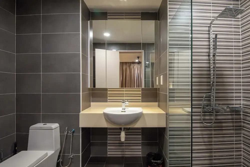 3BR Somerset Apt 2 TVs With Harbour View, Legoland - photo 6