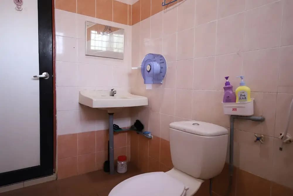 OYO Homes 90575 C.k Bahau Homestay - photo 8