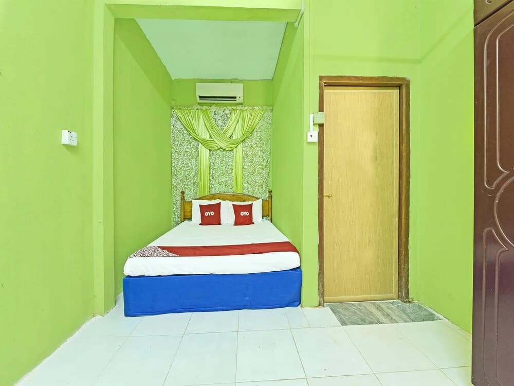 Haza Harmoni Guesthouse by OYO Rooms - photo 9