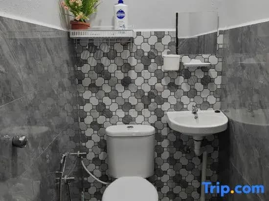 One Lot Lodging - photo 6