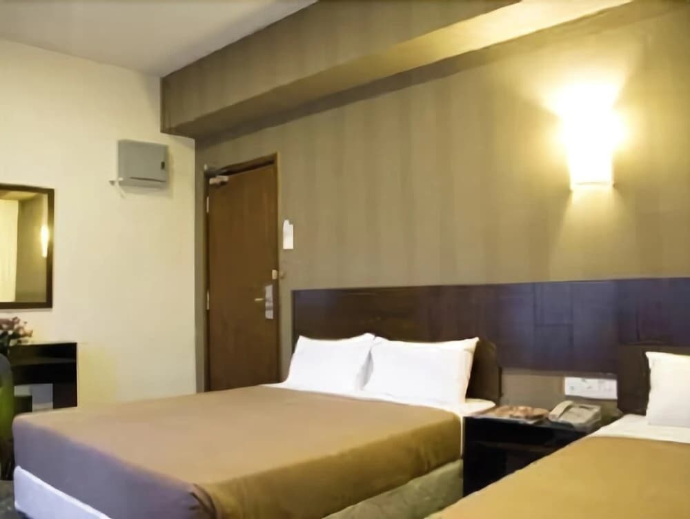 D'Oriental Inn - photo 7