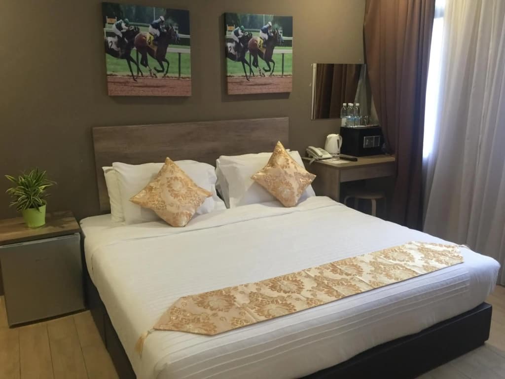 OYO 142 SH Hotel Kota Damansara - photo 18