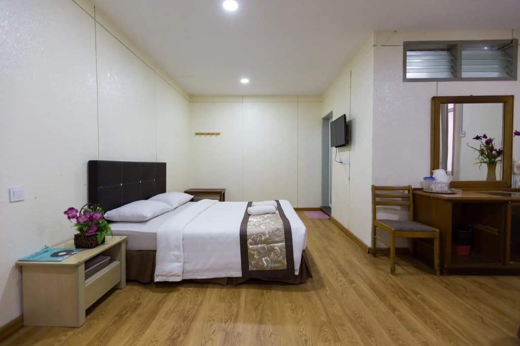 Sabrina Court Hotel - photo 19