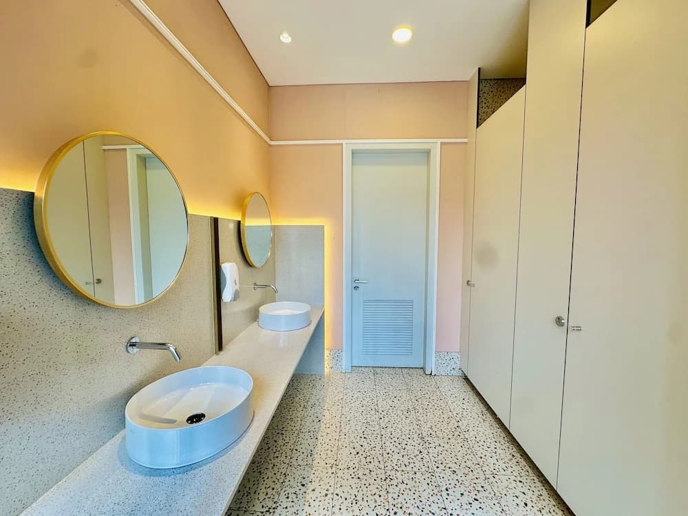 Scarletz Suites KLCC by M SUITES - photo 44