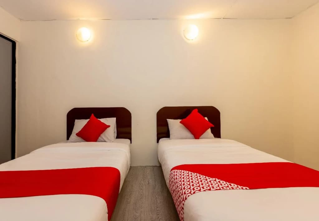 Hotel Bamboo By OYO Rooms - photo 5