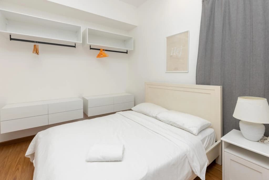 Beacon Executive Suites - By IZ - photo 7