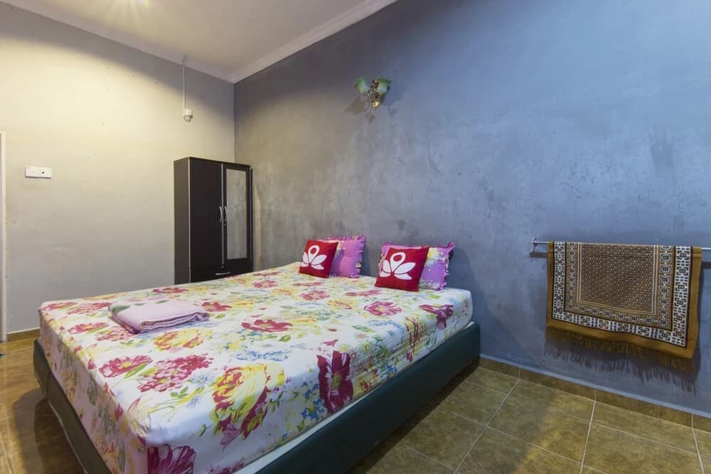 ZEN Home Nabil Nabila Homestay - photo 34