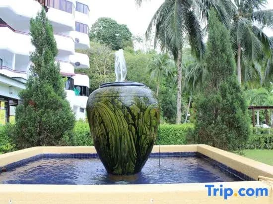 Batu Ferringhi Luxury Seaview Suite - 3Br - photo 1