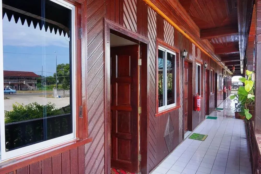 Arung Hayat Sipadan Adventures Lodge - photo 12