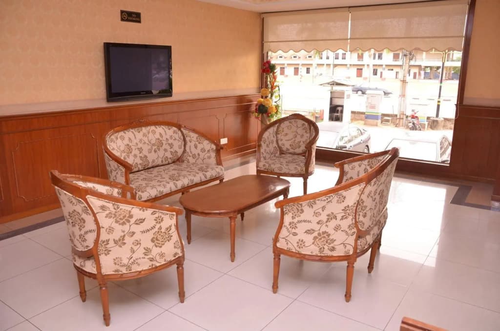 Hotel Palm Inn Butterworth - photo 25