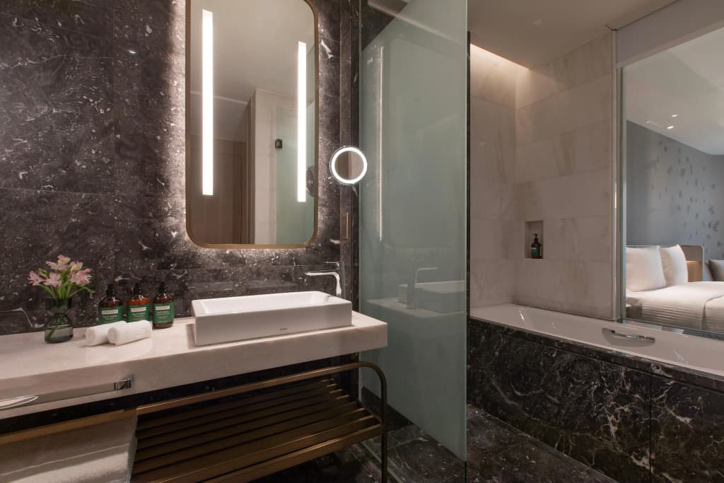Crowne Plaza Kuala Lumpur City Centre by IHG - photo 9