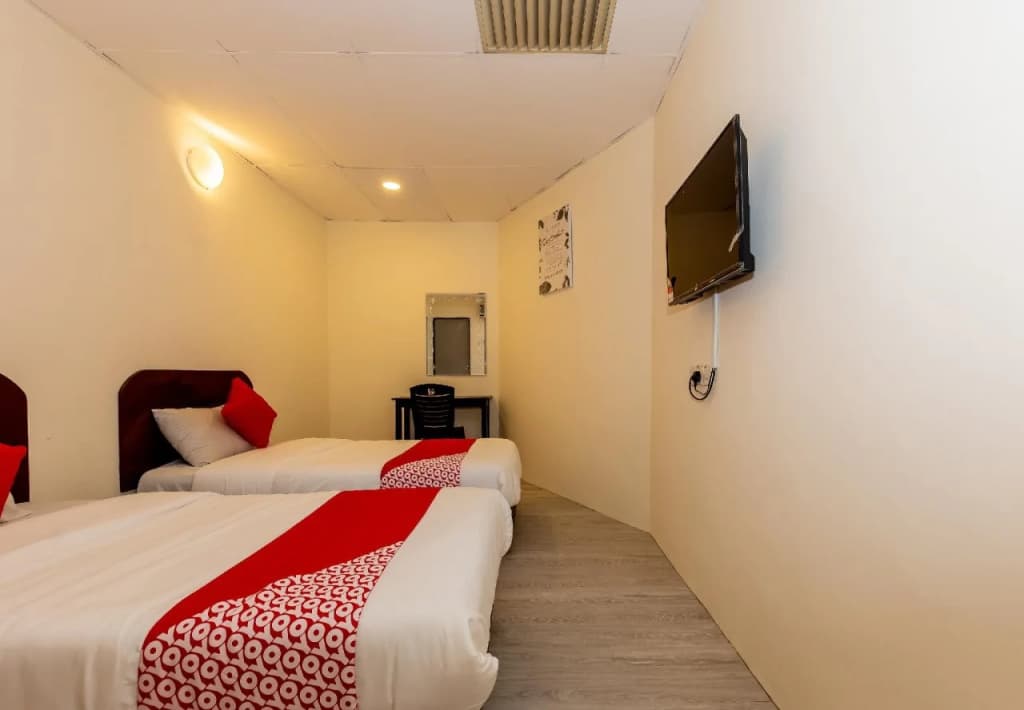 Hotel Bamboo By OYO Rooms - photo 2