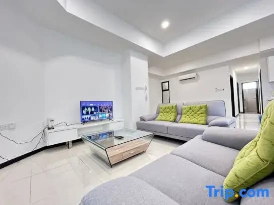 Jeff & Ricky Homestay 57@ 8pax Trinity Residence - photo 5