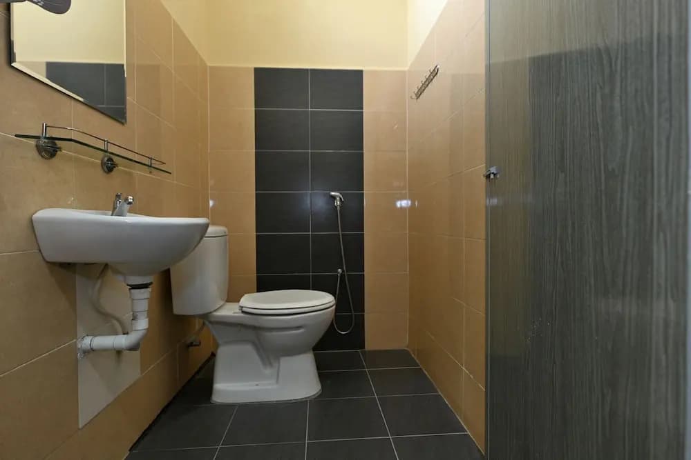 OYO 43986 Tok Jah Guest House - photo 10