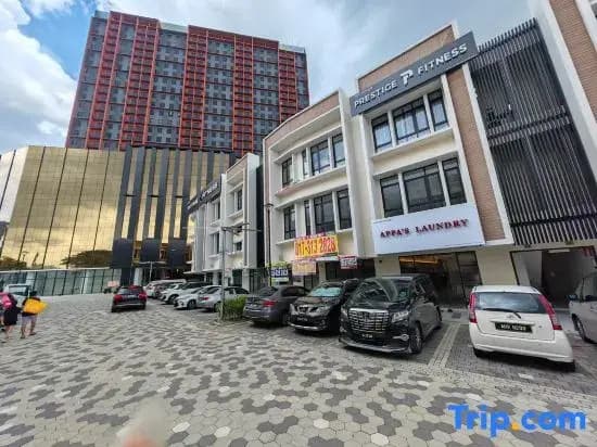 Piccadilly Greentown Premium Suites by IWH Suites - photo 7