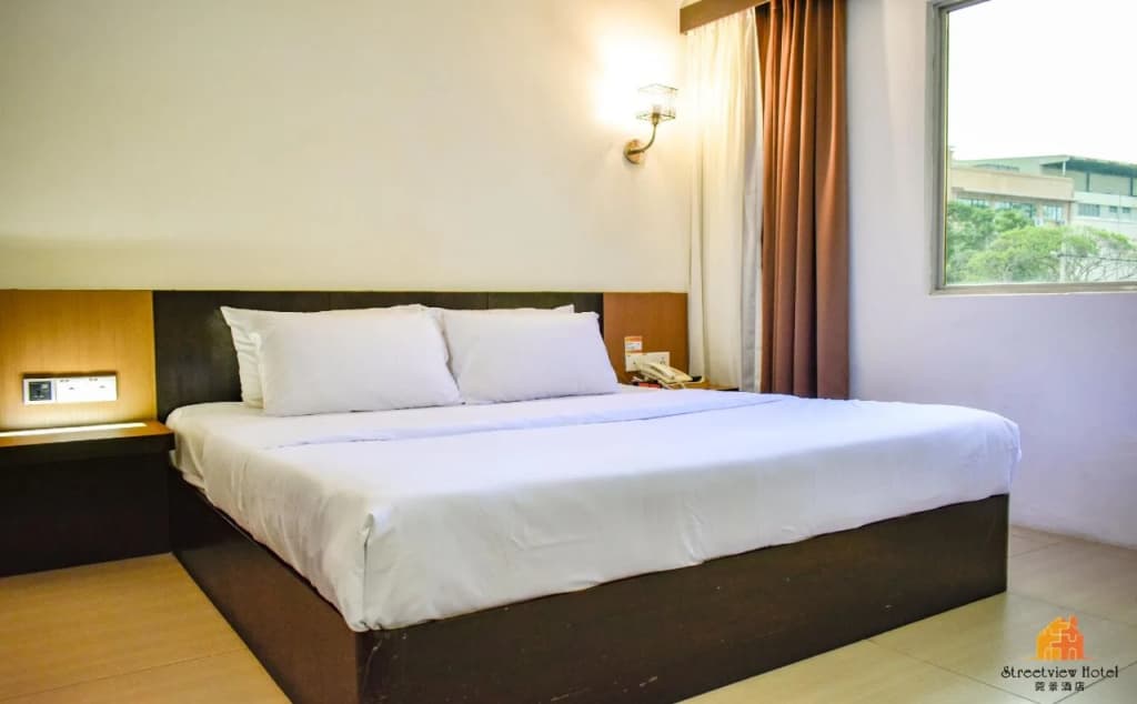 Streetview Hotel - photo 4