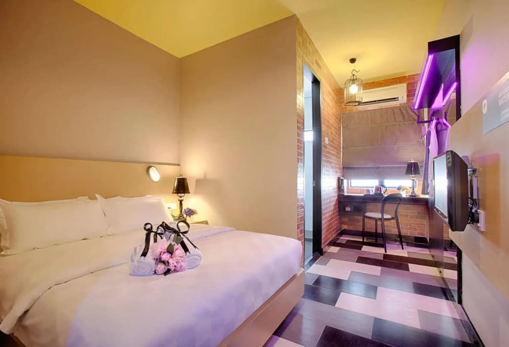 the youniQ Hotel - photo 3