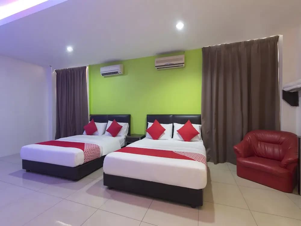 OYO 44072 Mines Cempaka Hotel - photo 13