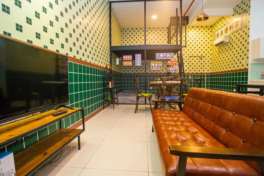 【Manhanttan Mount Austin】The Bubble Room - 6 pax - photo 2