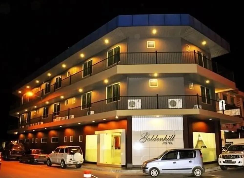 OYO Rooms Near Tanjung Aru Beach - photo 1