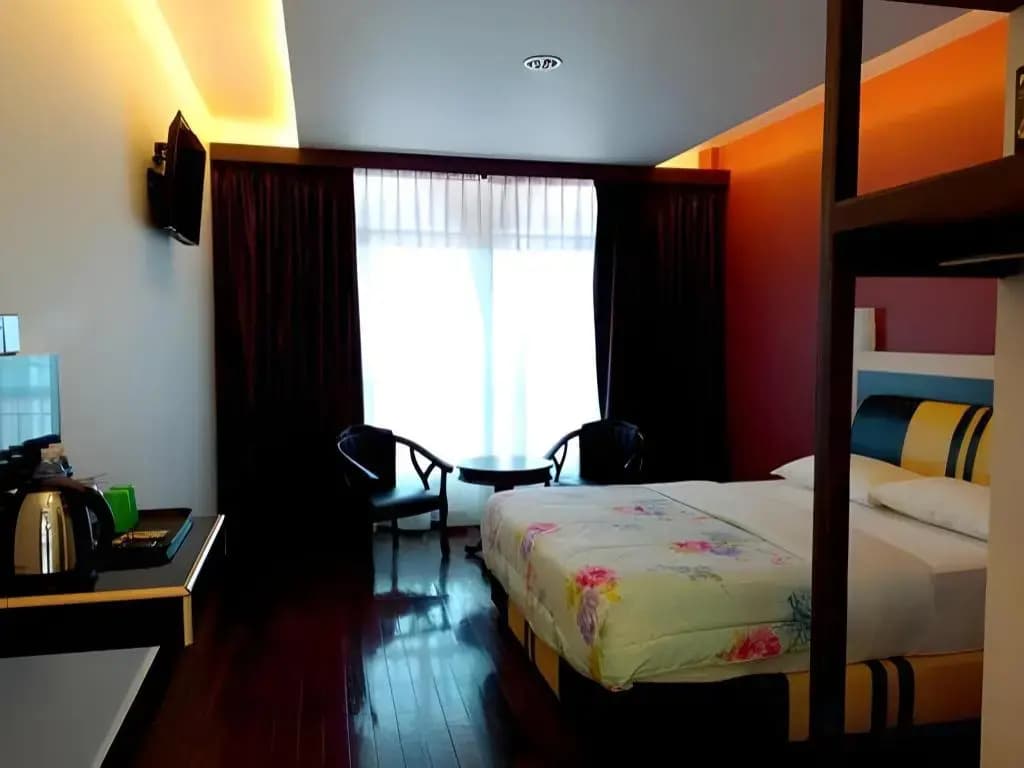Strawberry Garden Hotel - photo 5