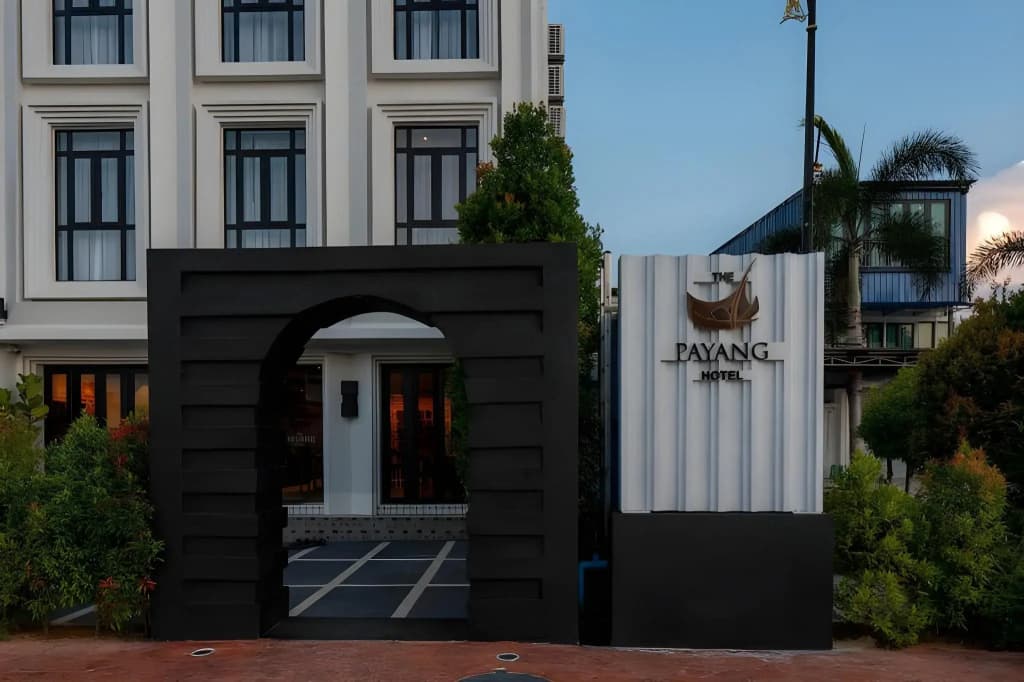 The Payang Hotel - photo 3