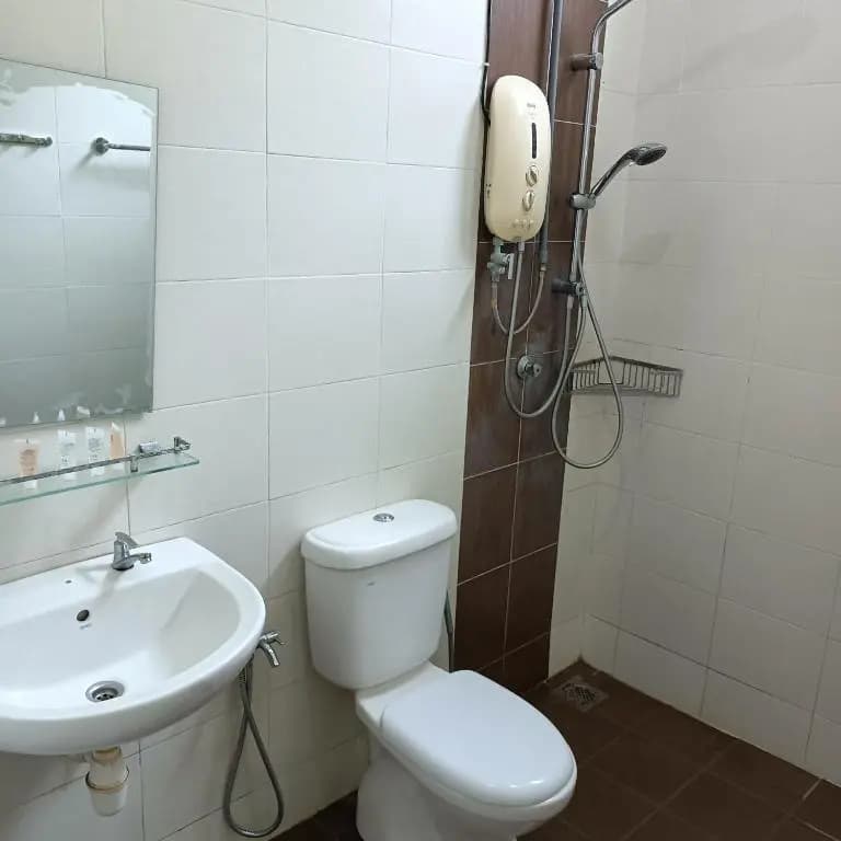 DKay SENDAYAN HOMESTAY 4 ROOMS - photo 7