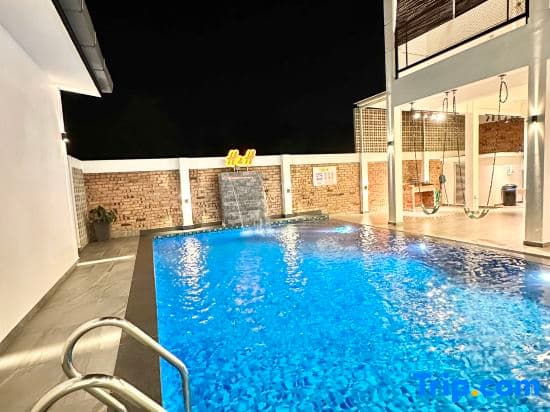H&H 3 by H&H Leisure Guest House - photo 1