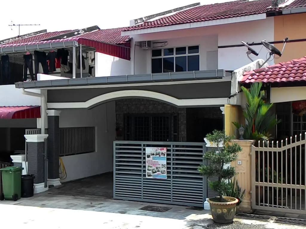 Daniels Guest House - photo 1