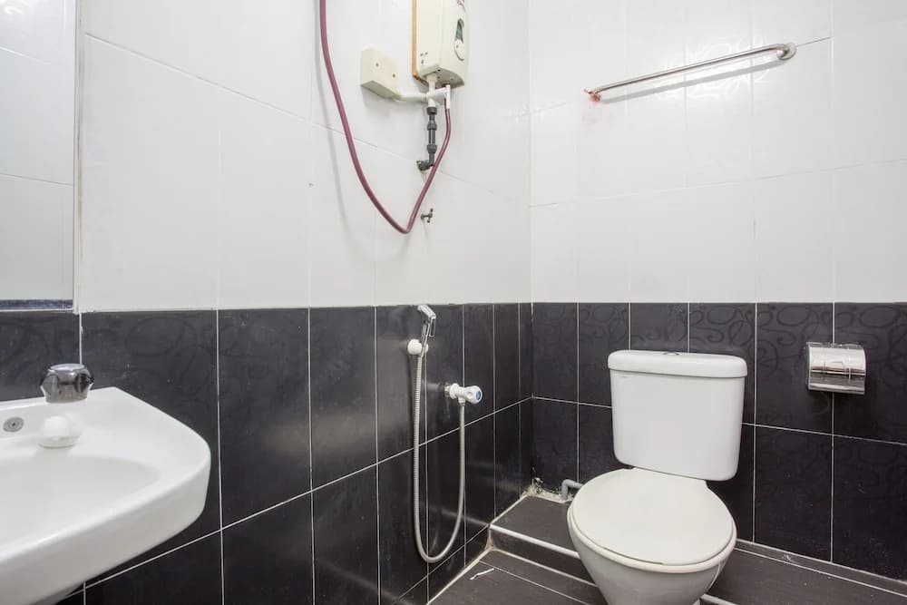 OYO 822 Zande Motel Kuala Selangor - photo 10