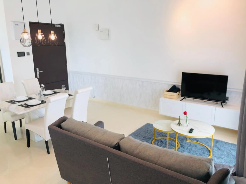 Tritower, 5mins to CIQ, Luxury apartment in JB town - photo 23