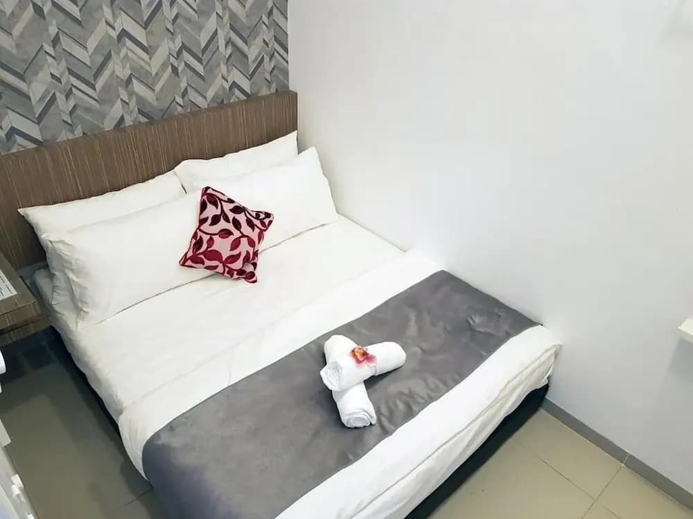 Teruntum 96 Guesthouse - photo 2
