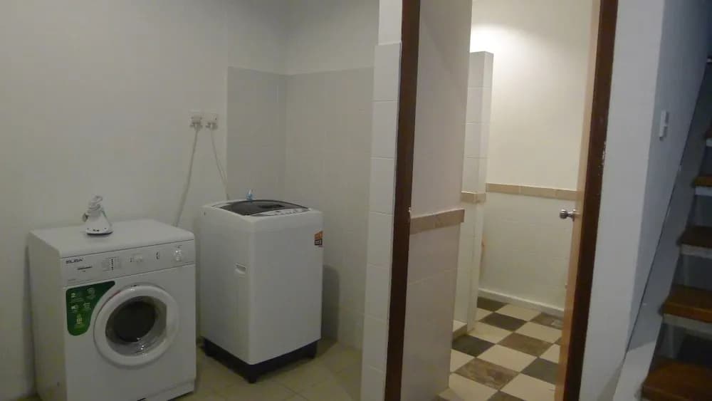 Wesberly Apartments - photo 3