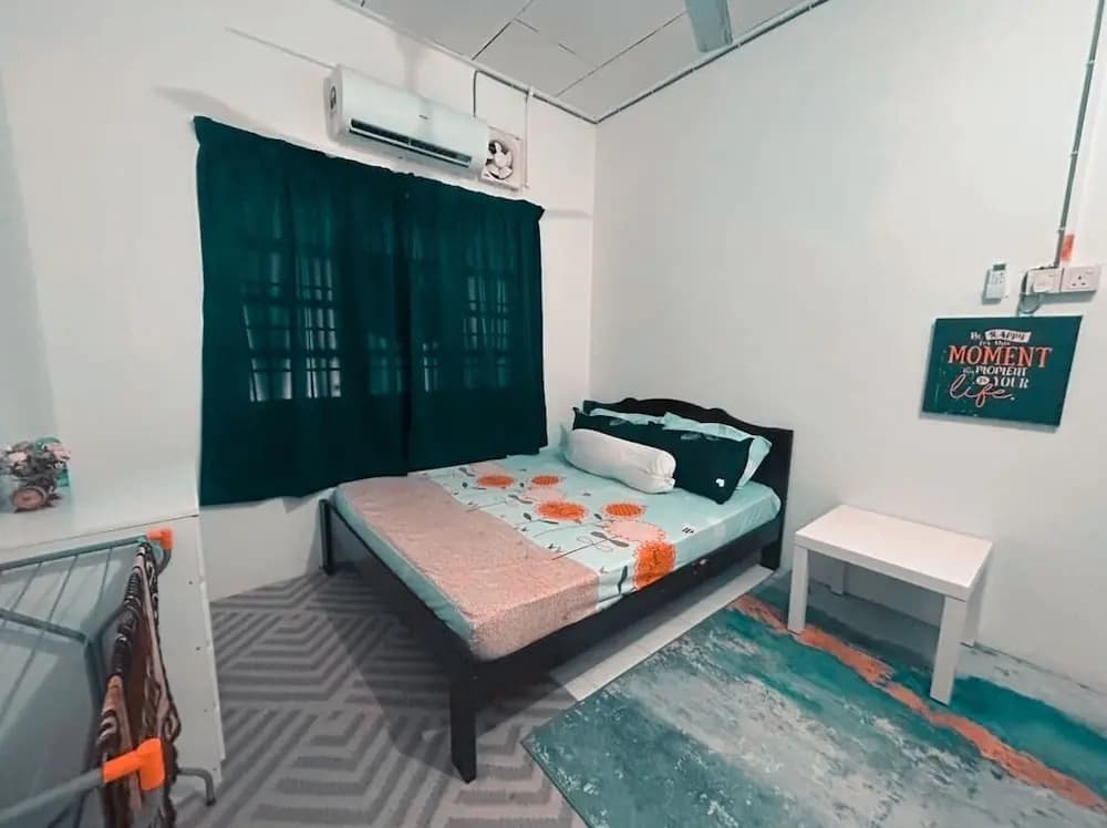 Huda Homestay Bandar Tanah Merah - photo 1