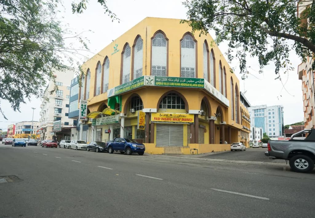 OYO 757 MFU Firdaus Hotel - photo 10