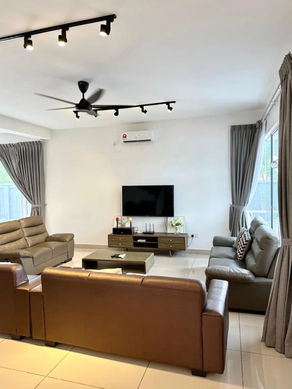Homey Desaru Villa 22pax Max- BBQ & Netflix - Near WaterPark - photo 11