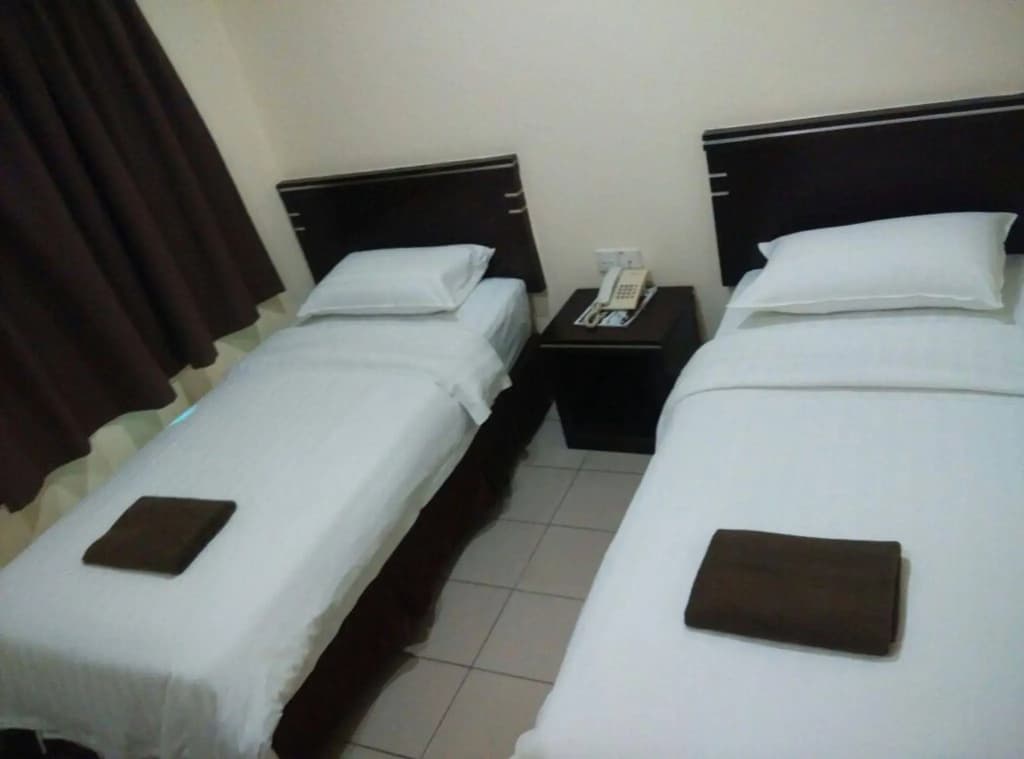 Hotel Tourist City Centre by HotSpot Essential - photo 2