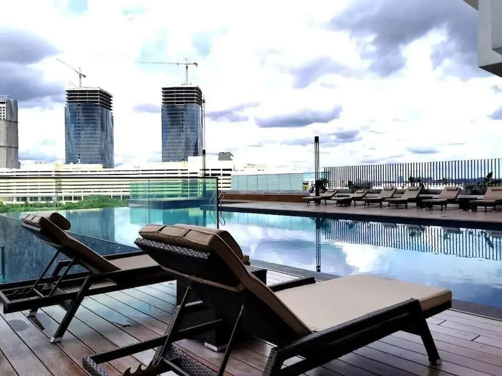 MidValley MegaMall View Southkey Mosaic 2BR 2FREE By Natol - photo 10