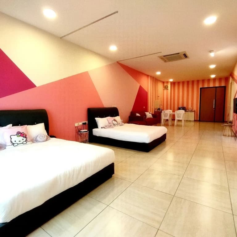 PoP Kitty Octagon Ipoh Homestay - photo 1