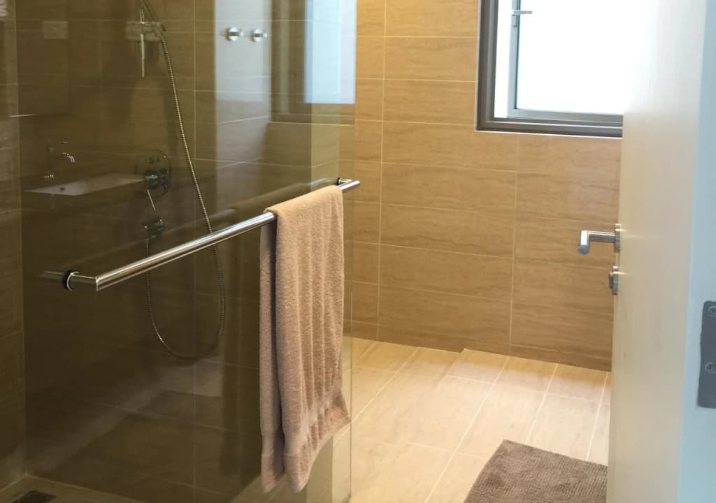 By The Sea-Panoramic Seaview Luxury Suite - photo 8