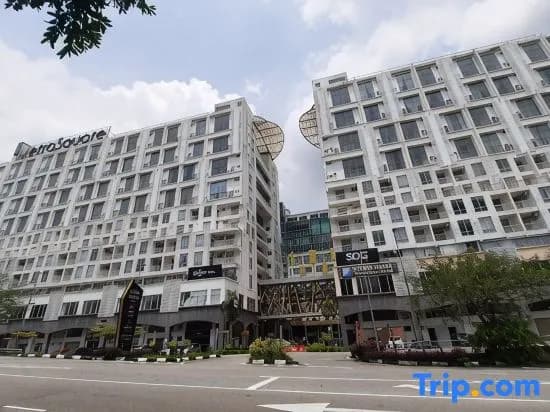 MetraSquare Residence by Jeffery Lam Home Management - photo 1
