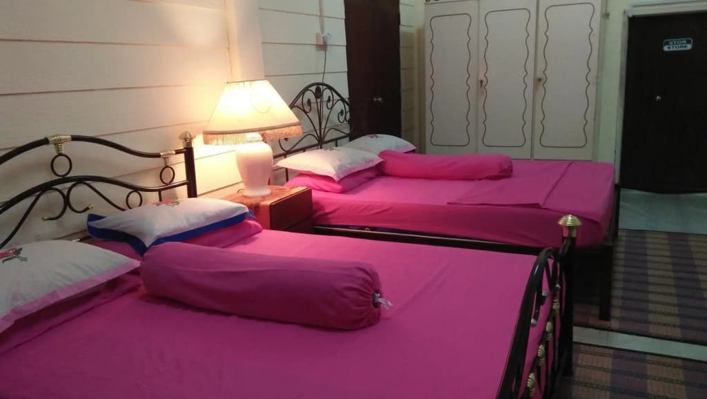 Teratak Ibunda Guest House - photo 11
