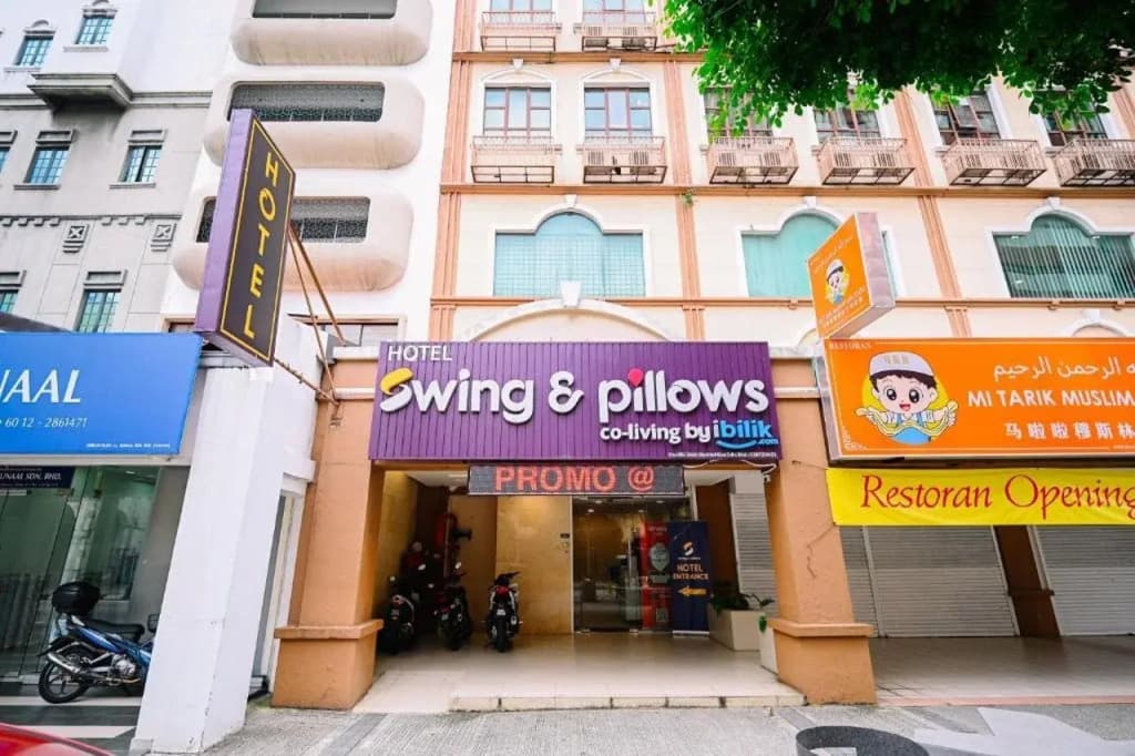 Hotel Zamburger Masjid India KL - photo 1