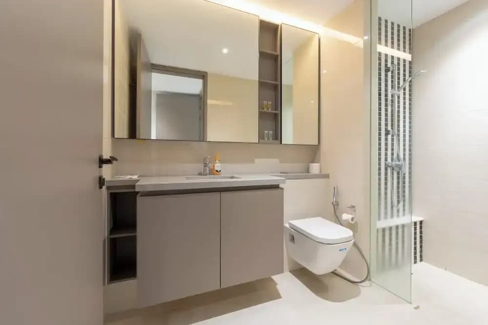 Moonway Luxury Suites At Eaton Residence - photo 8