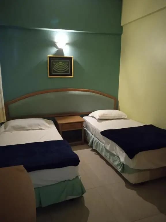 Santai Inn aprt 3 bilik Moslim Blok D w WiFi & Astro at Glory Beach Resort - photo 2